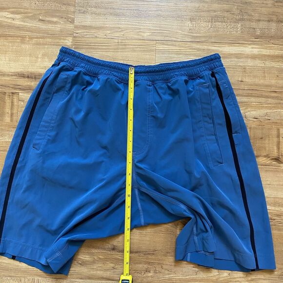 LULULEMON XL Men’s Pacebreaker Lined Running Shorts 10” Blue Black Stripe Casual - Picture 8 of 16